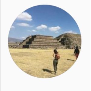 Meet your Posher, Edith